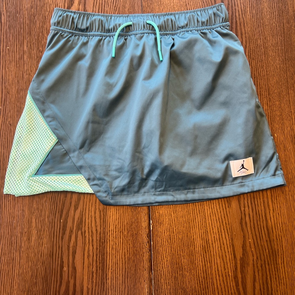 Nike Michael Jordan Golf Skort Small Loose Fit.